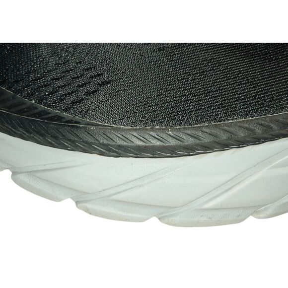HOKA ONE ONE Clifton 6 Running Shoes Size 11 main image 12